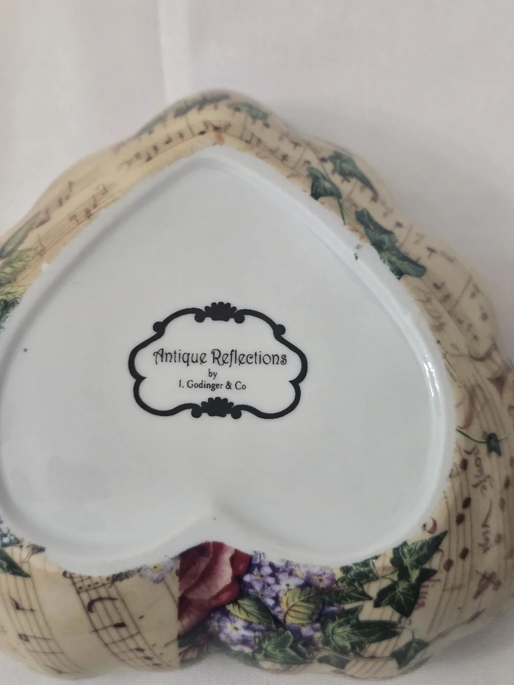 I Godinger Antique Reflections Heart Trinket Box Roses Music Floral Porcelain